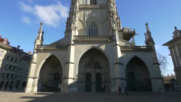 Inclinación Hacia Arriba Catedral Reformada Suiza Gótica — Vídeo de stock