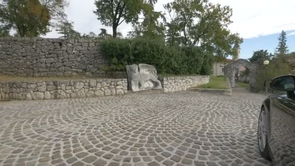 Winged Lion Sculpture Trsat Castle — Αρχείο Βίντεο