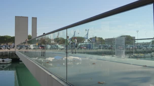 Les Balustrades Verre Pont — Video