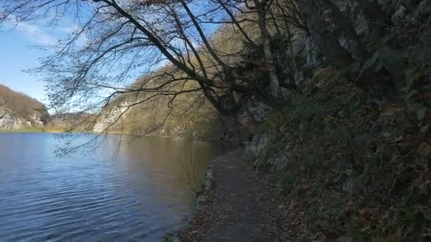 Sendero Largo Lago Parque Nacional Plitvice — Vídeo de stock