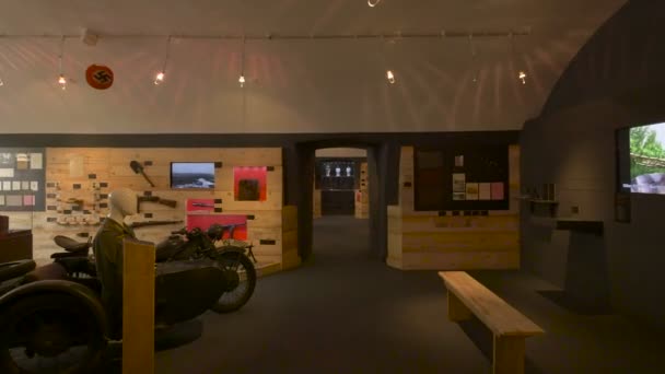 Всередині Історичного Музею Істрії Пулі — стокове відео