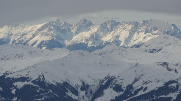 阿尔卑斯山的景象 — 图库视频影像