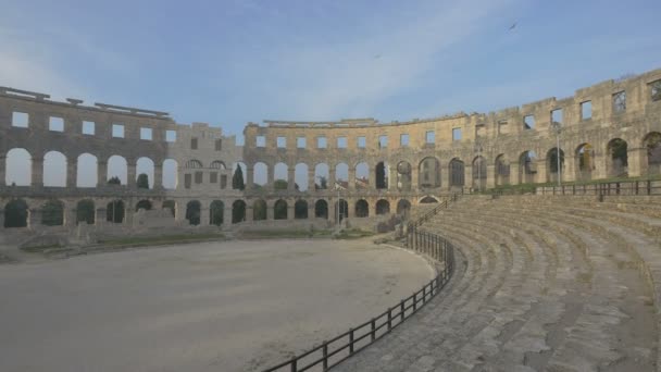 Dentro Del Anfiteatro Romano Pula — Vídeo de stock