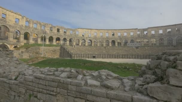 Dentro Del Anfiteatro Romano Pula — Vídeos de Stock