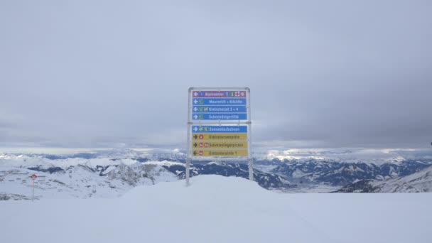 Señal Dirección Estación Esquí Kitzsteinhorn — Vídeos de Stock