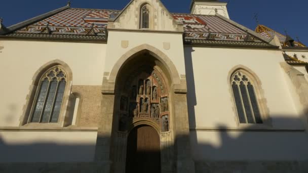 Zagreb Deki Saint Mark Kilisesi Girişi — Stok video