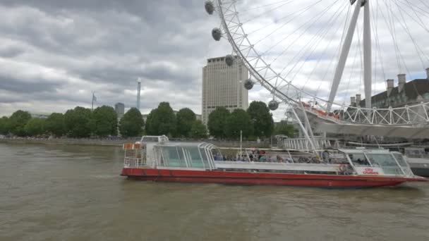 Προκυμαία Του Ποταμού Τάμεση Λονδίνο — Αρχείο Βίντεο