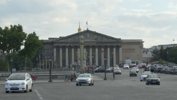 Машини Перед Палацом Бурбон — стокове відео