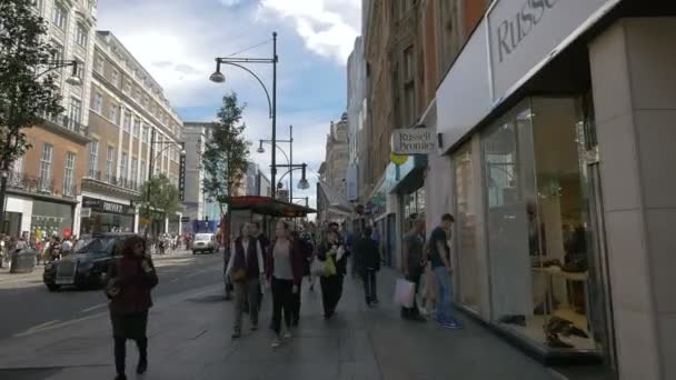 Folla Sulla Famosa Oxford Street — Video Stock