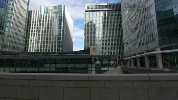 Edificios Canary Wharf — Vídeos de Stock