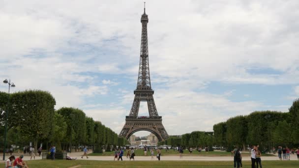 Wieża Eiffla Champs Mars Paryż — Wideo stockowe