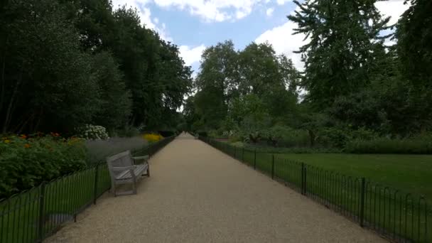 Steeg Kensington Gardens Londen — Stockvideo