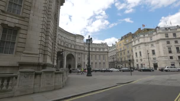 Admiraliteitsboog Gezien Vanaf Whitehall Straat — Stockvideo