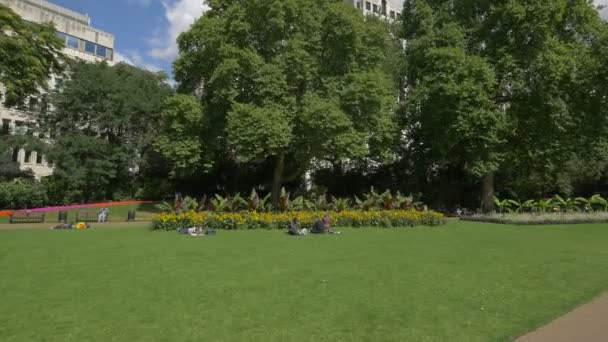 Los Jardines Victoria Embankment — Vídeos de Stock