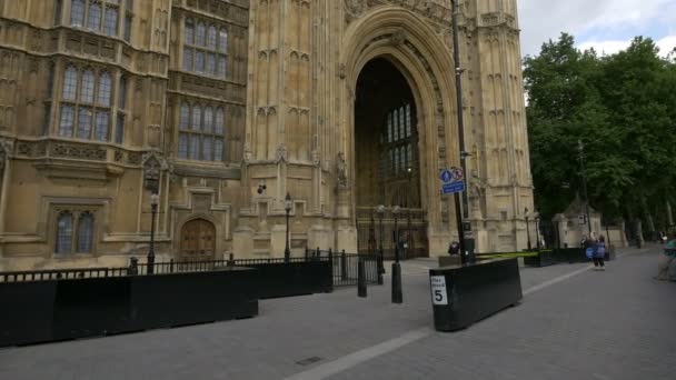 Ingang Van Het Paleis Van Westminster — Stockvideo