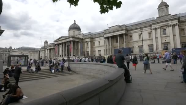 Turisti Che Visitano Piazza Trafalgar — Video Stock