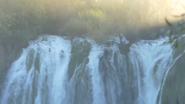 Uitzicht Kravice Waterval Een Zonnige Dag — Stockvideo