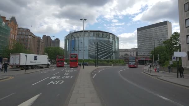 Οδός Waterloo Bridge Στο Λονδίνο — Αρχείο Βίντεο