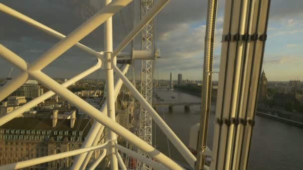 Primo Piano Dei Raggi London Eye — Video Stock