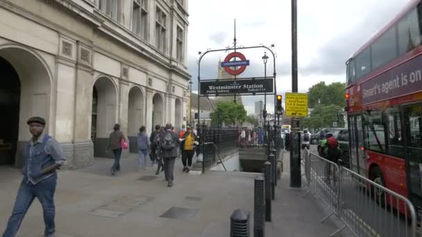 Westminster Metro Istasyonu — Stok video