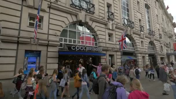 Piccadilly Sirki Ndeki Cool Britannia Mağazası — Stok video