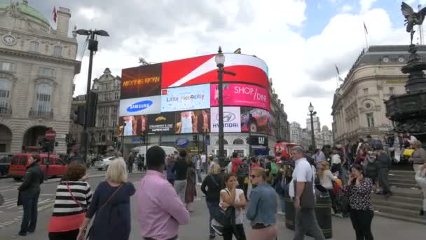 Crowd Piccadilly Circus London — Stock Video