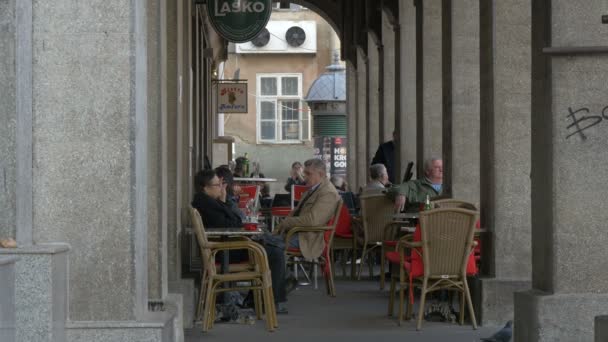 People Sitting Outdoor Tables — Wideo stockowe