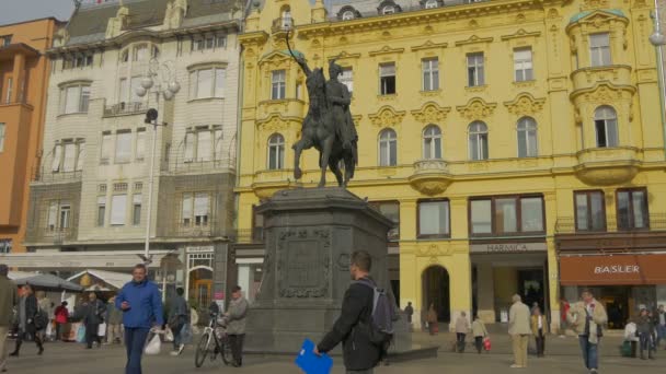 Count Josip Jelacic Statue Zagreb — ストック動画