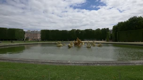 Dračí Fontána Versailles Gardens — Stock video