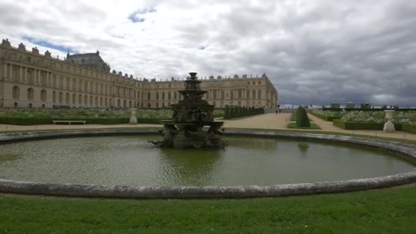 Πηγή Στους Κήπους Του Chateau Versailles — Αρχείο Βίντεο