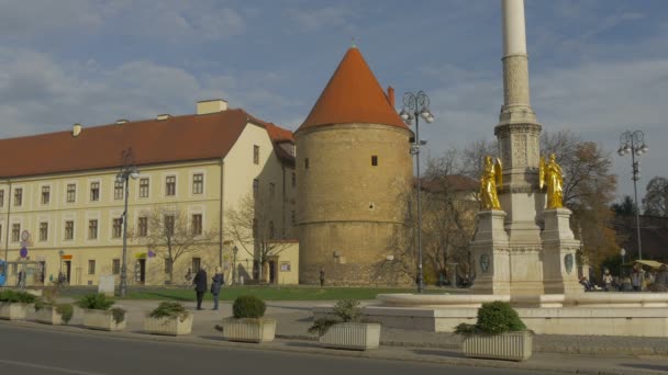 Vie Citadine Près Colonne Sainte Marie Zagreb — Video