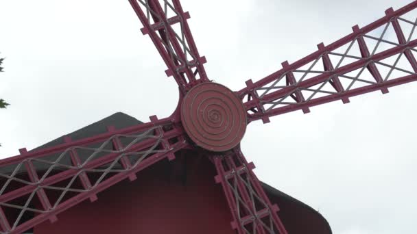 Kincir Angin Merah Terkenal Dari Moulin Rouge — Stok Video
