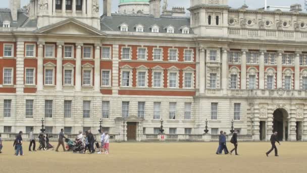 ロンドンのホースガードパレード裁判所 — ストック動画
