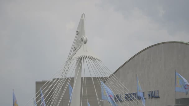 Golden Jubilee Bridge Top — Stock Video