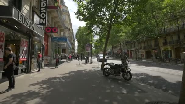 Boulevard Saint Michel Gezien Parijs — Stockvideo