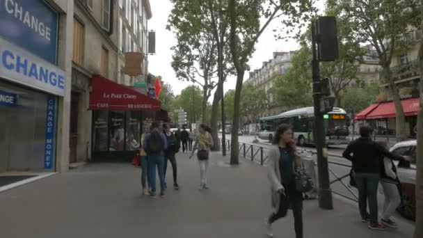 Boulevard Saint Michel — Stock video