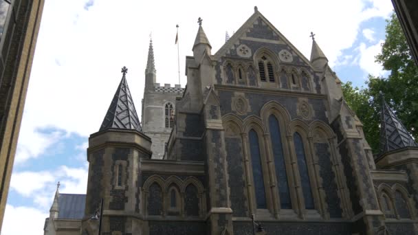 Lage Hoek Van Southwark Cathedral — Stockvideo