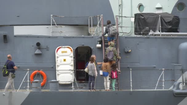 Menschen Auf Einem Boot — Stockvideo