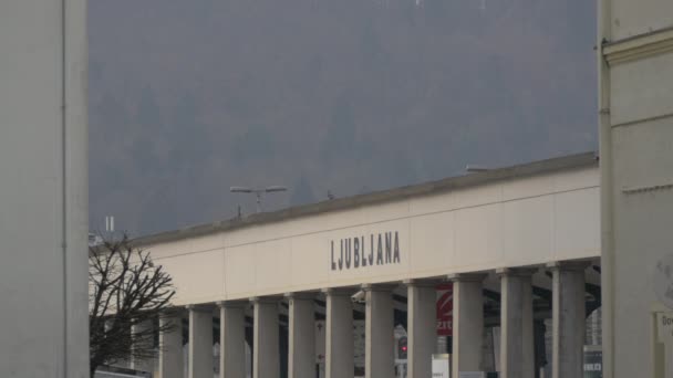 Bahnhof Ljubljana Reisekonzept — Stockvideo