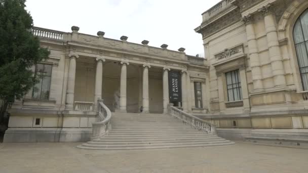 Eingang Des Musee Galliera — Stockvideo