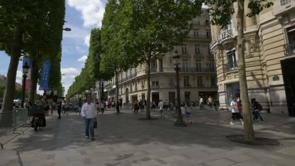 Champs Elysees Sugárúton Sétáló Emberek — Stock videók