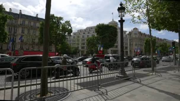 Champs Elysees Bulvarı Nda Trafik — Stok video