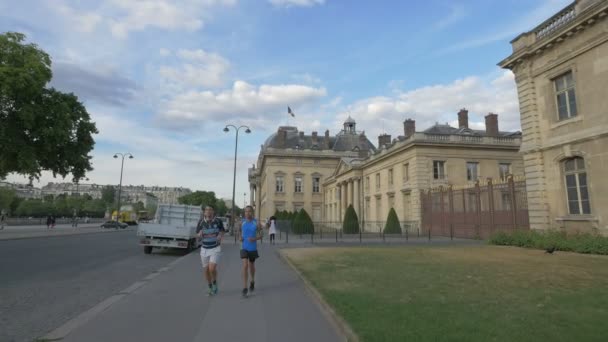 Unge Mænd Jogging Place Joffre – Stock-video