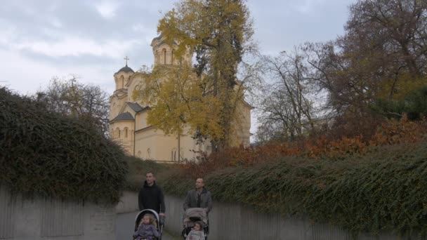 Zussen Cyril Methodius Kerk Trubar Park — Stockvideo