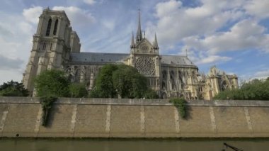 Notre-Dame de Paris 'in güney cephesi