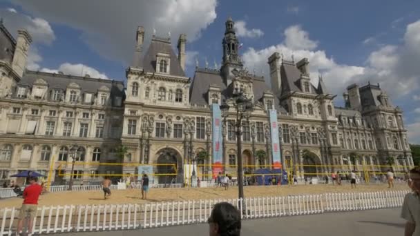 Волейбольные Площадки Перед Ратушей Париж — стоковое видео