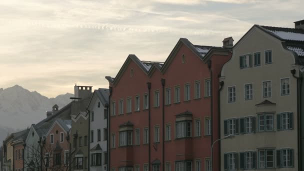 Πολύχρωμα Κτίρια Στο Innsbruck Αυστρία — Αρχείο Βίντεο