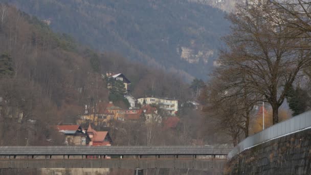 Bauten Auf Einem Hügel Innsbruck — Stockvideo