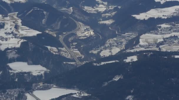 Incline Vista Uma Ponte Montanhas — Vídeo de Stock