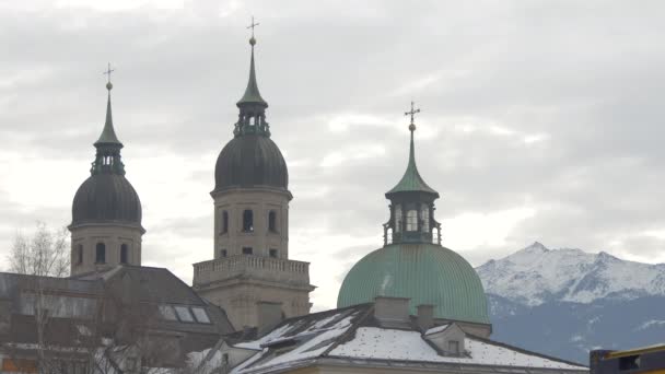 Колокольни Купол Иезуитской Церкви Инсбруке Австрия — стоковое видео